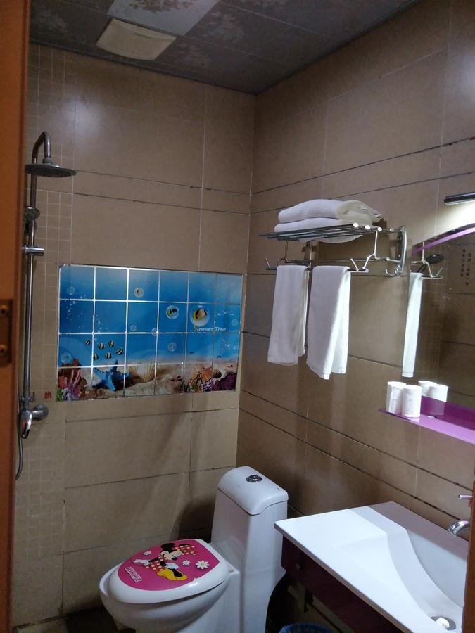Emeishan Moon Bay Hotel Kültér fotó