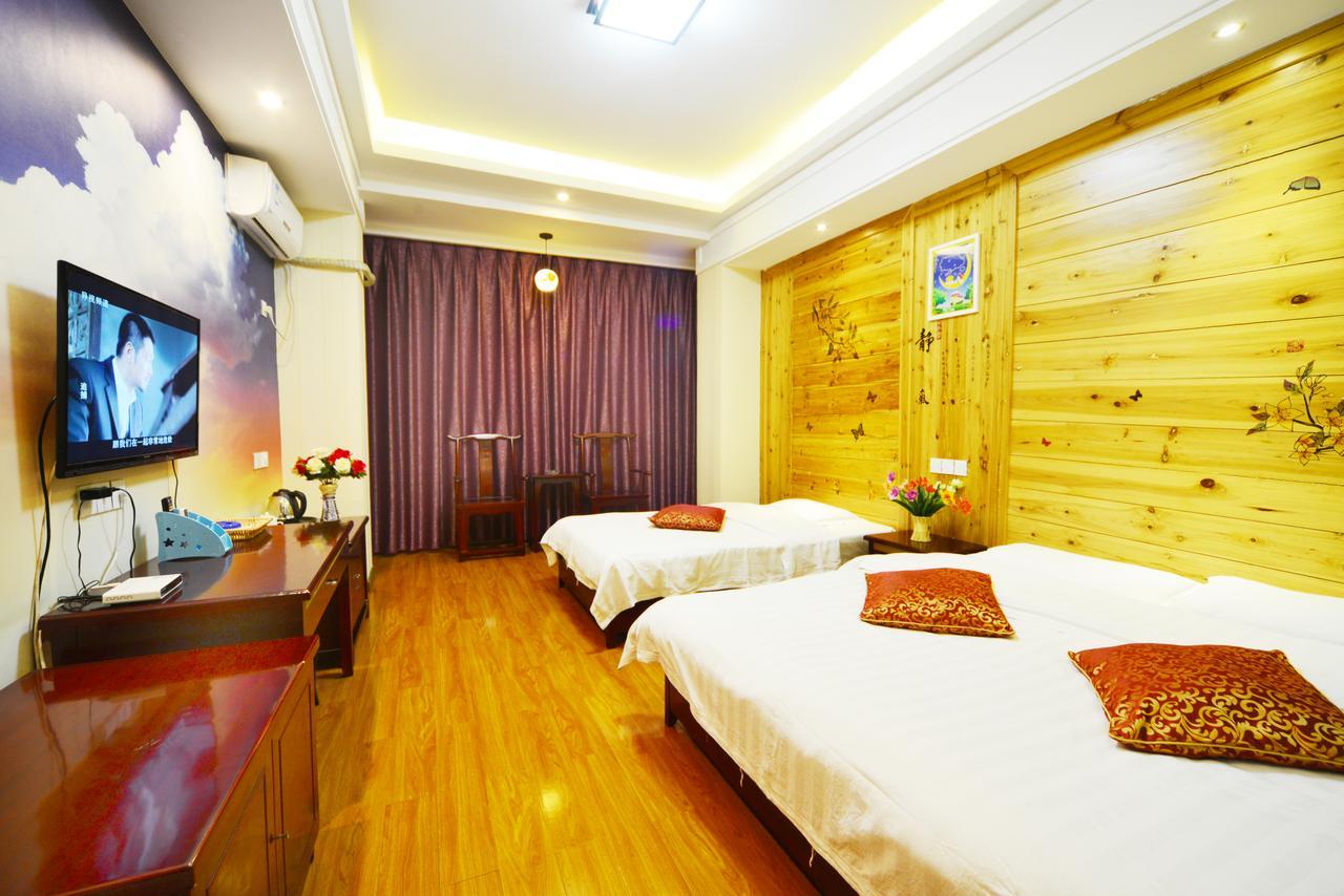 Emeishan Moon Bay Hotel Kültér fotó