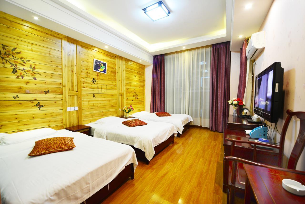Emeishan Moon Bay Hotel Kültér fotó