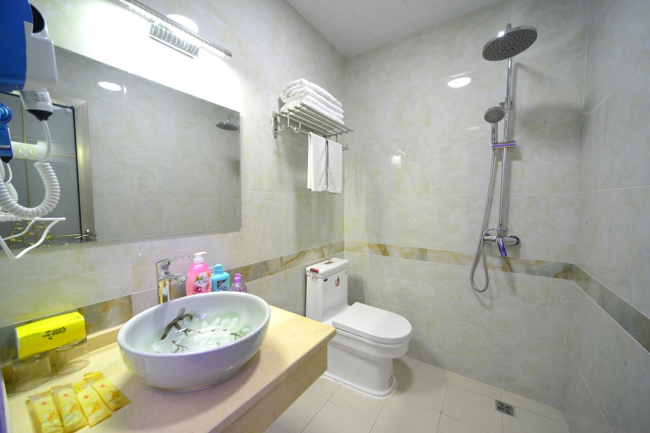 Emeishan Moon Bay Hotel Kültér fotó