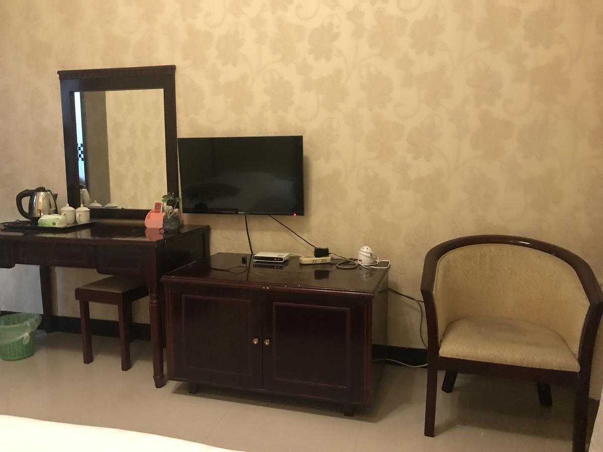 Emeishan Moon Bay Hotel Kültér fotó